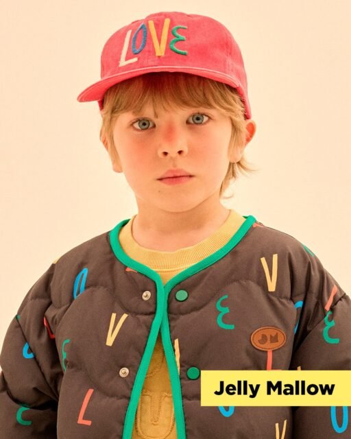 Our latest collaboration with @jellymallow_official for FW26 🤍

Joy, frustration, curiosity, excitement, shyness, energy… all those little feelings that make childhood so honest, unpredictable and full of personality.

For this season, we worked on a series of prints and illustrations designed to turn those emotions into a playful visual language, bringing colour, character and storytelling into the collection.

So happy to see these artworks come to life with @jellymallow_official 

#kidswear #patterndesign #print #illustration #printstudio